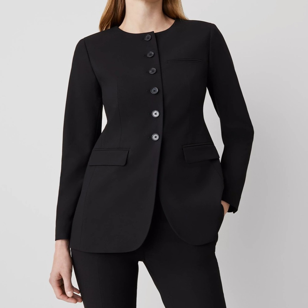 Ann Taylor The Petite Curved Hem Jacket in Seasonless Stretch 00 Petite
